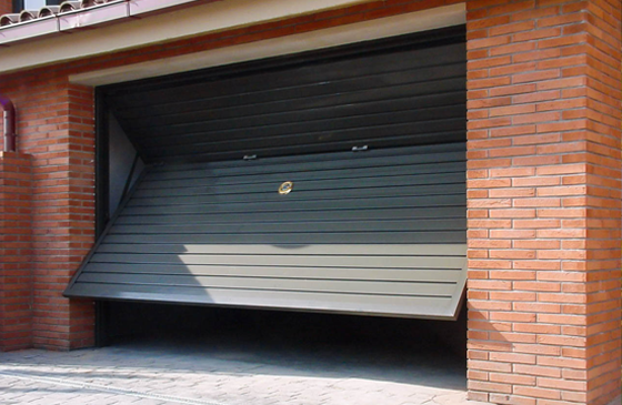 puerta basculante 1hoja - Reparación Mantenimiento Puertas Garaje Basculantes Valencia