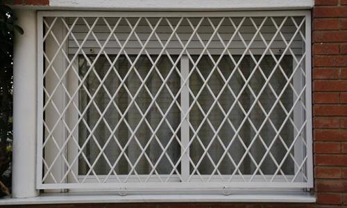 reja fija rombos 03 - Rejas Ventanas