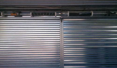 puerta enrollable de acero galvanizado 2504 - Enrollables