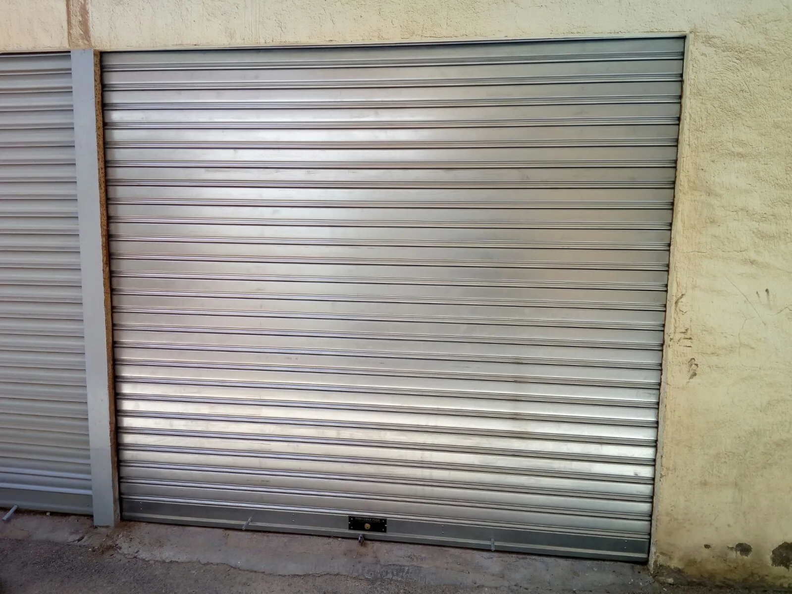 arreglar persiansa - Reparaci&oacute;n Persianas Valencia Metalicas para Locales y Viviendas